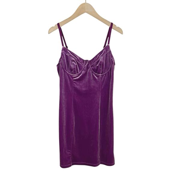 Urban Outfitters Dark Mauve Pink Velvet Sleeveless Mini Dress Size Small - Picture 4 of 9